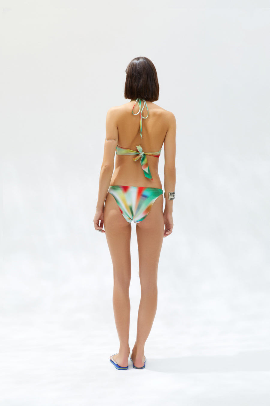 LISA - V-shaped high-rise bikini briefs