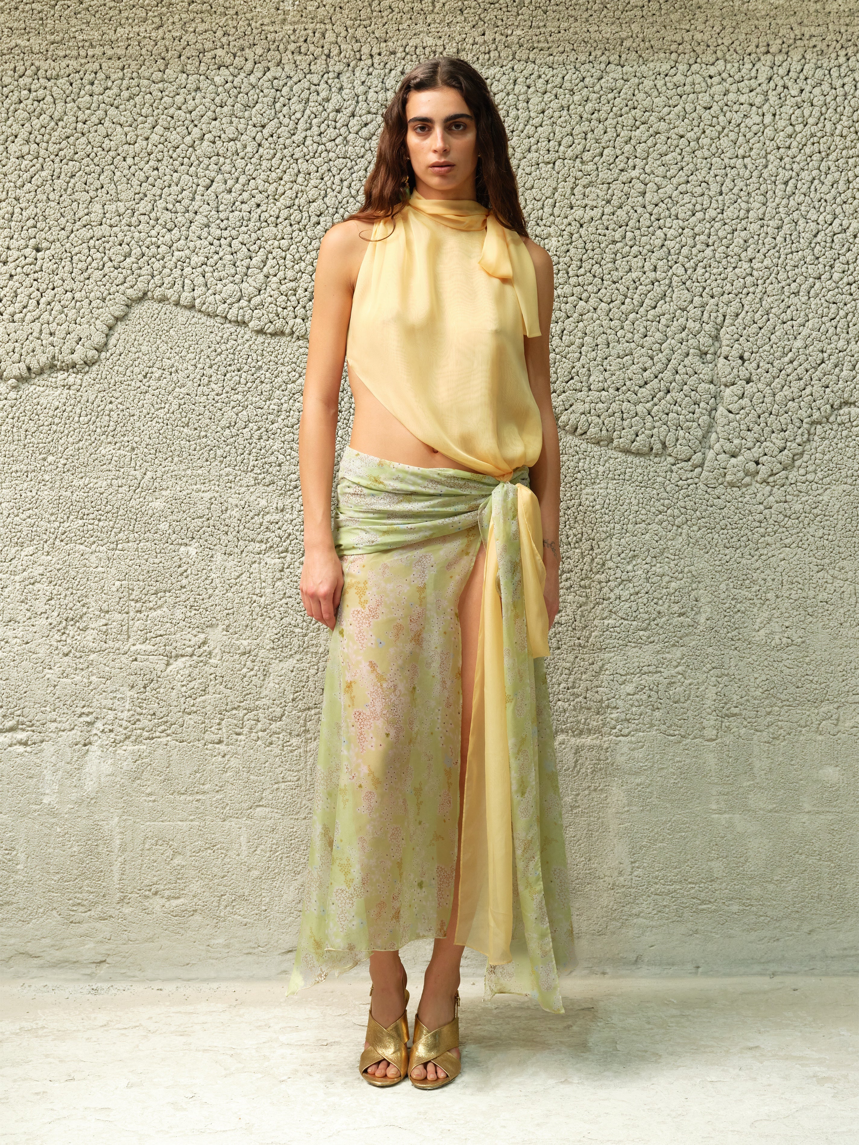 DALIA - Two-tone draped chiffon gown with bow detail