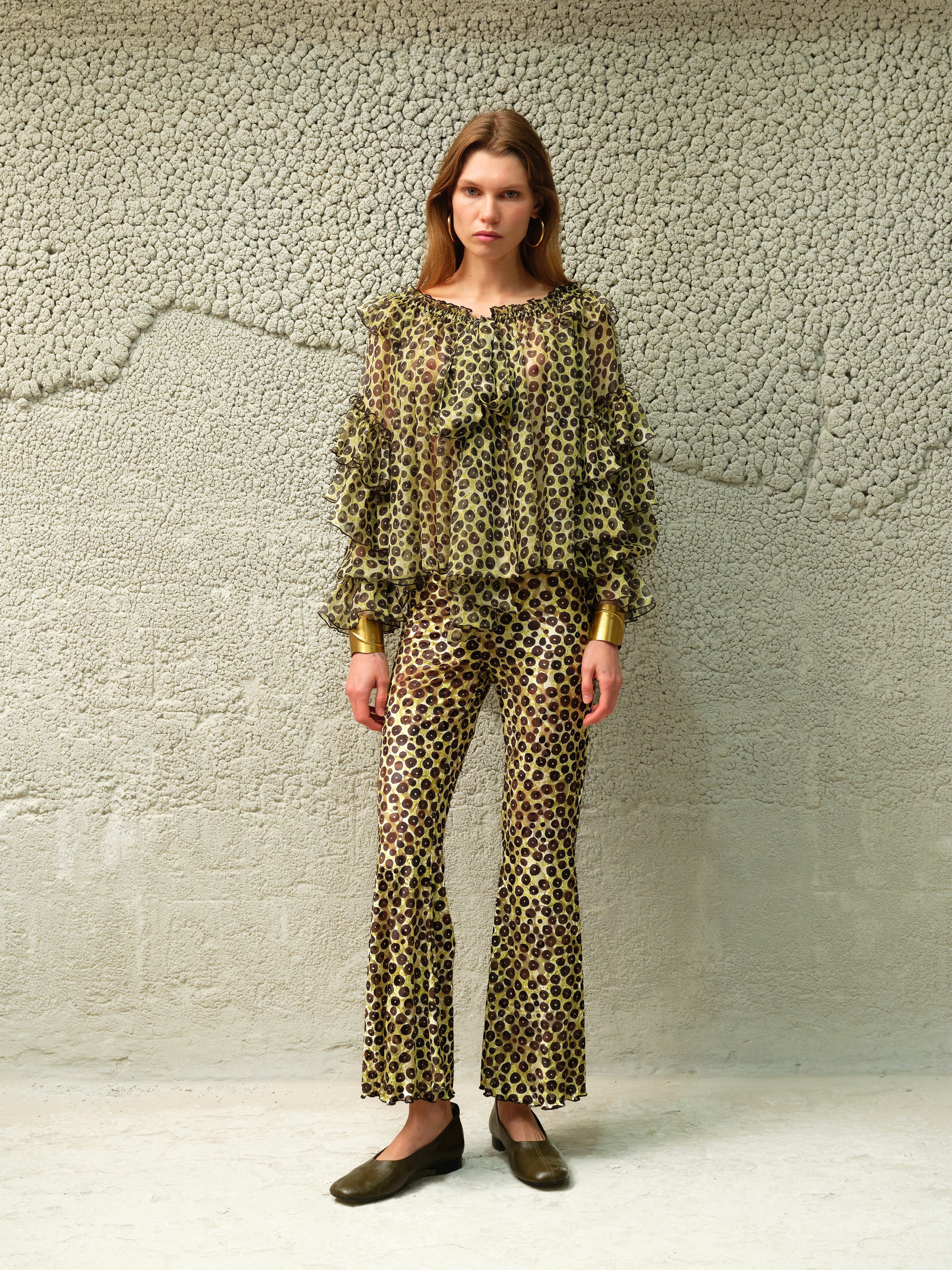 JESLYNN - Velvet flared pants with devoré detail