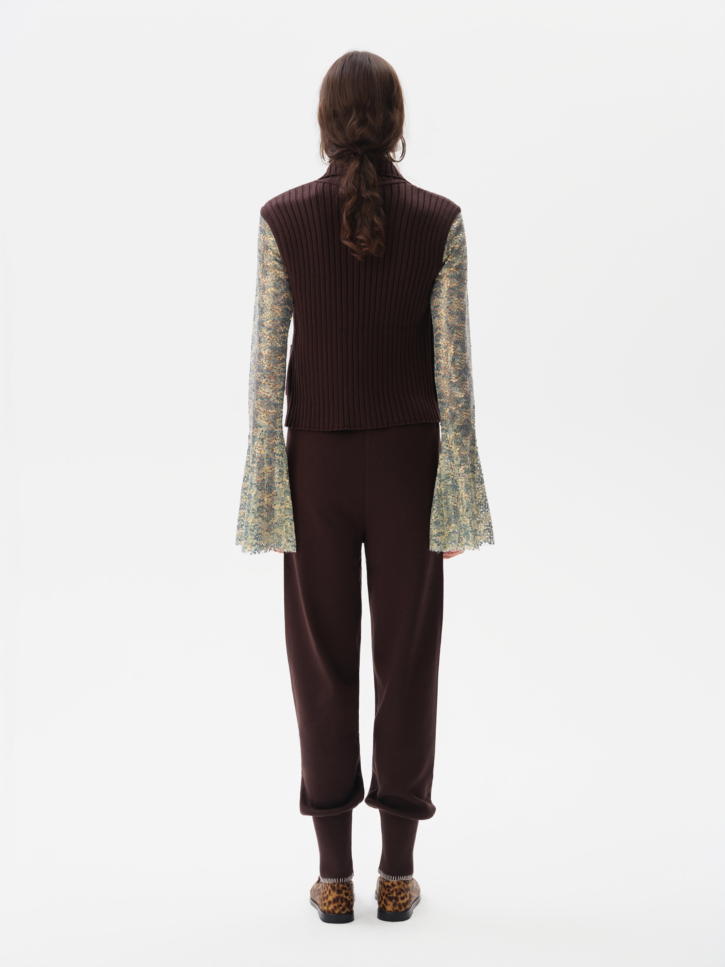 LESNA - High-neck cable knit vest with front pockets