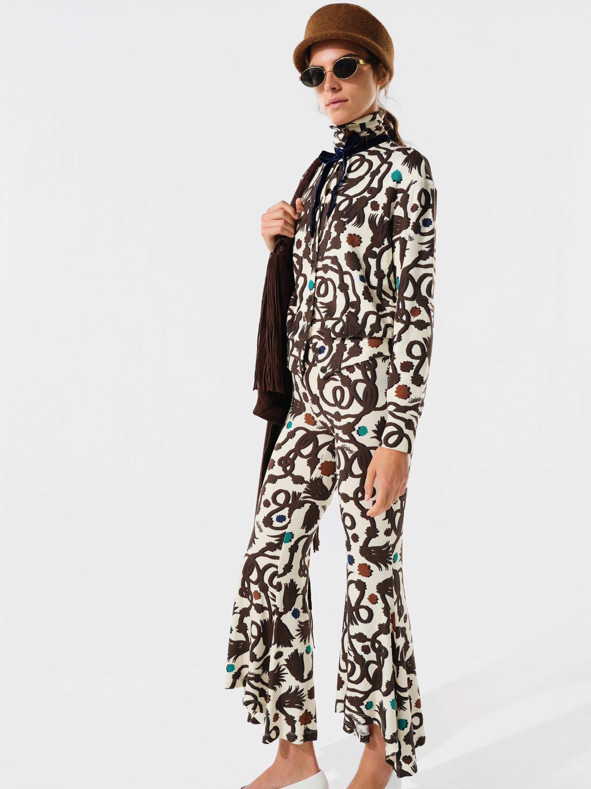 JESLYNN - Printed relaxed pants