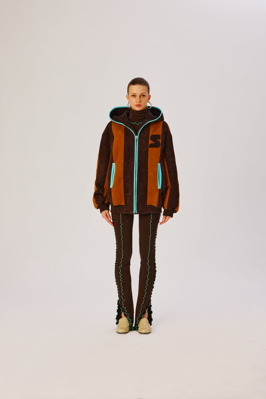 MOLY - Double-faced hooded bomber with contrast piping