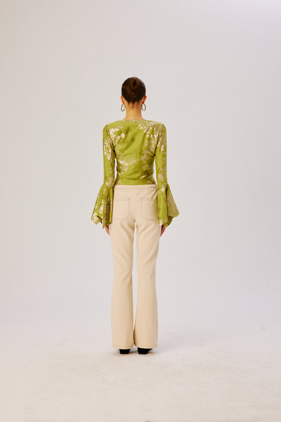PETRA - Cut-out detailed jacquard blouse