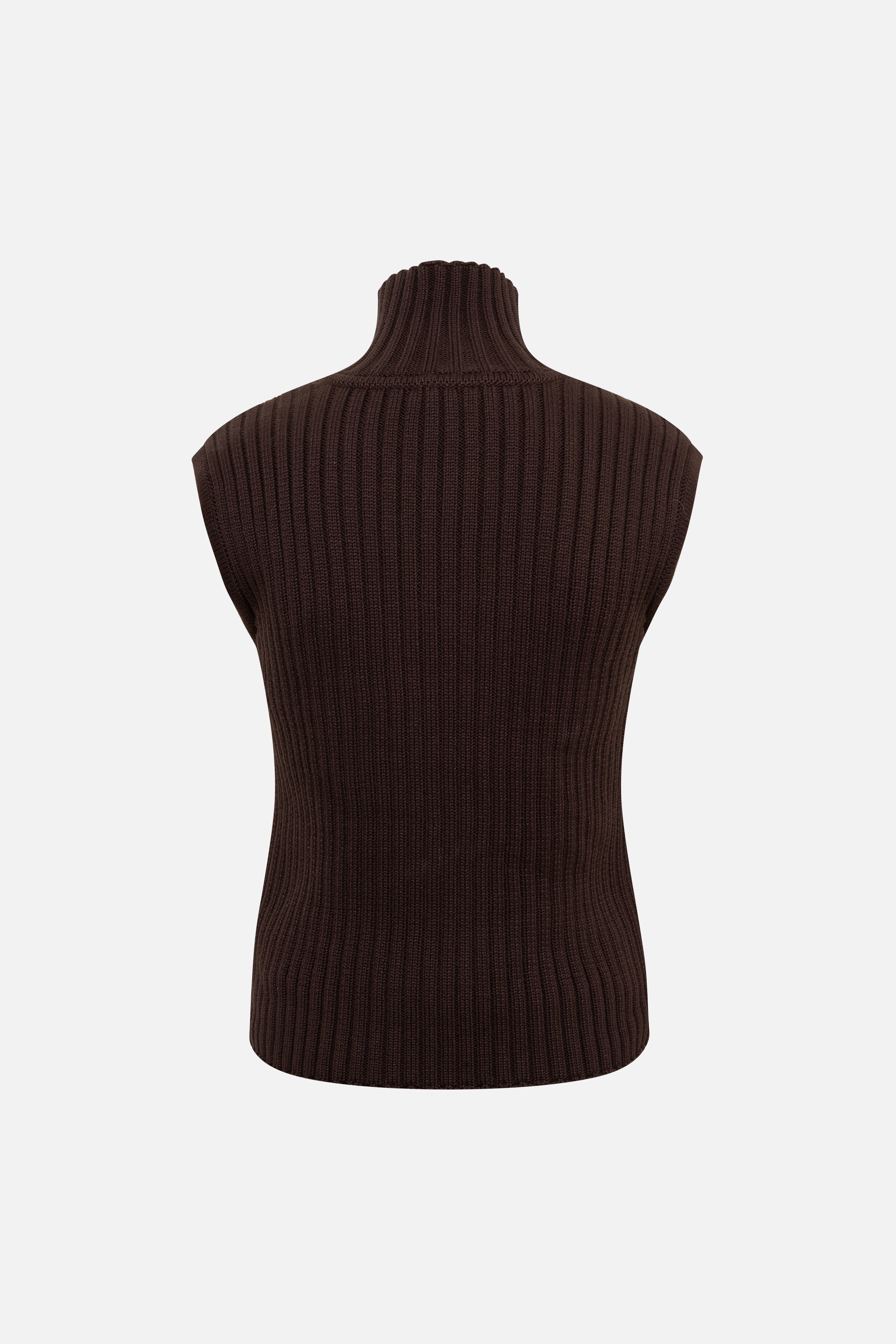LESNA - High-neck cable knit vest with front pockets