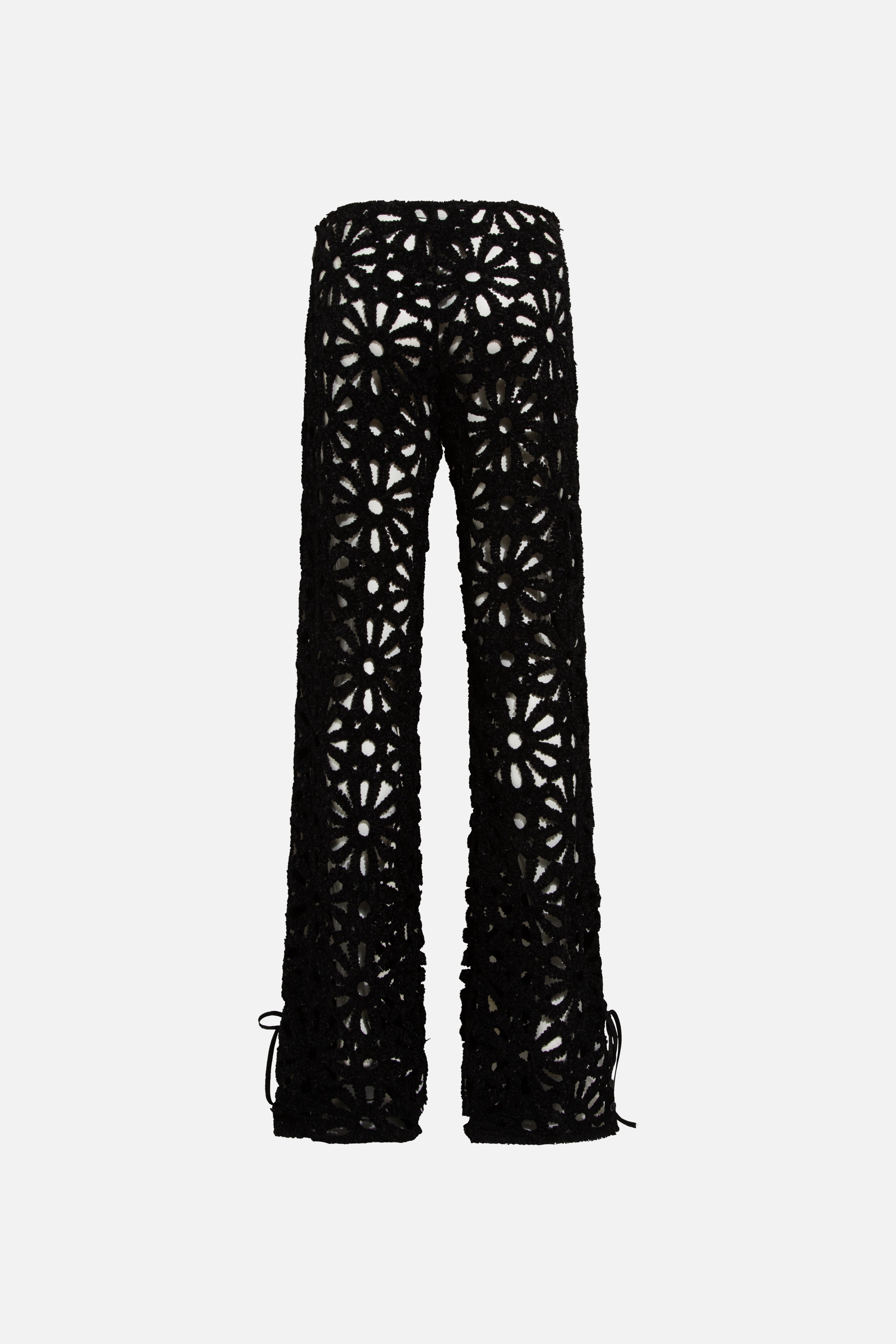 VIDA - Embroidered wide-leg pants with mini shorts