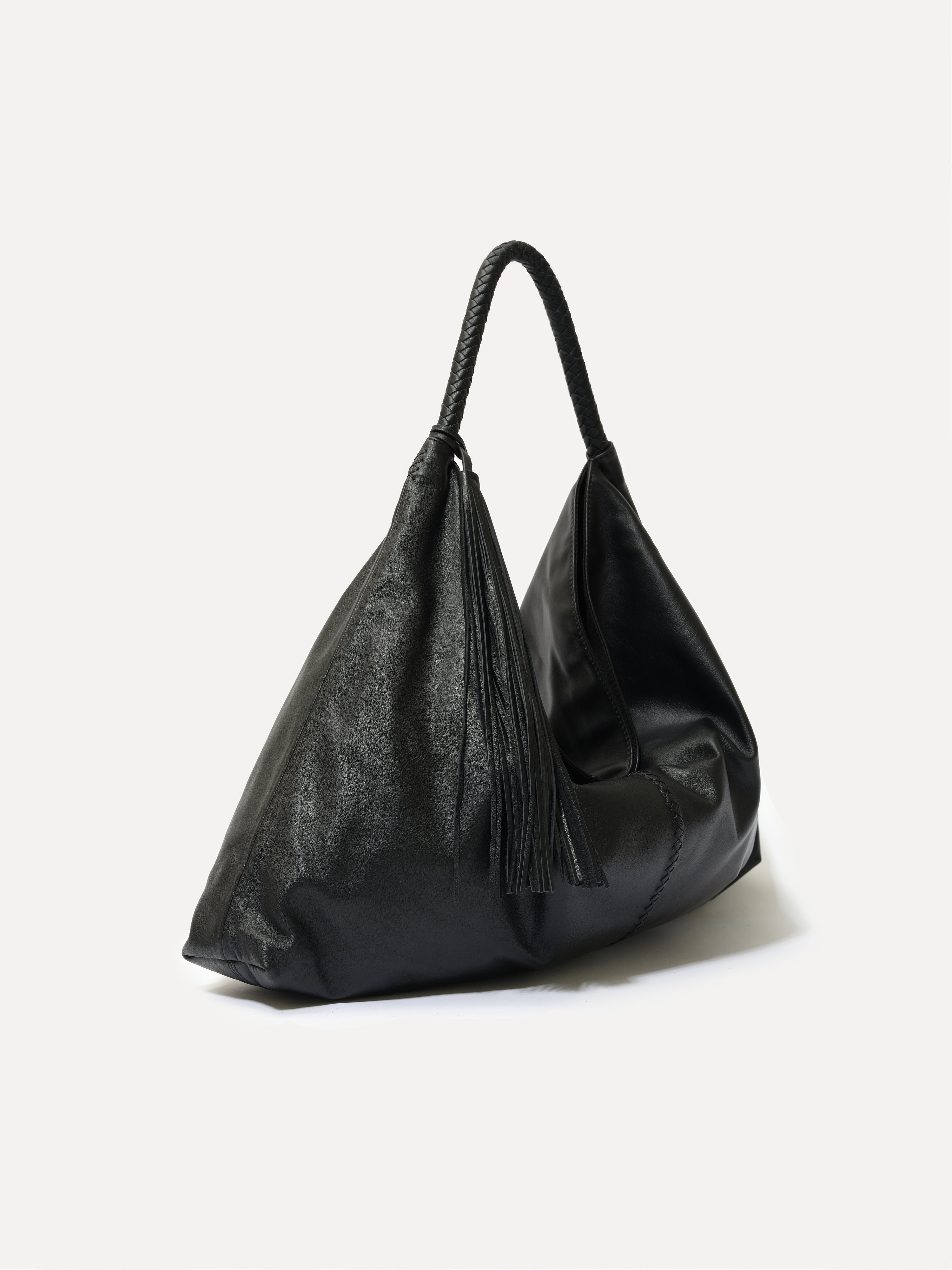 GALIA - Oversized tote bag with woven handle and removable tassel charm